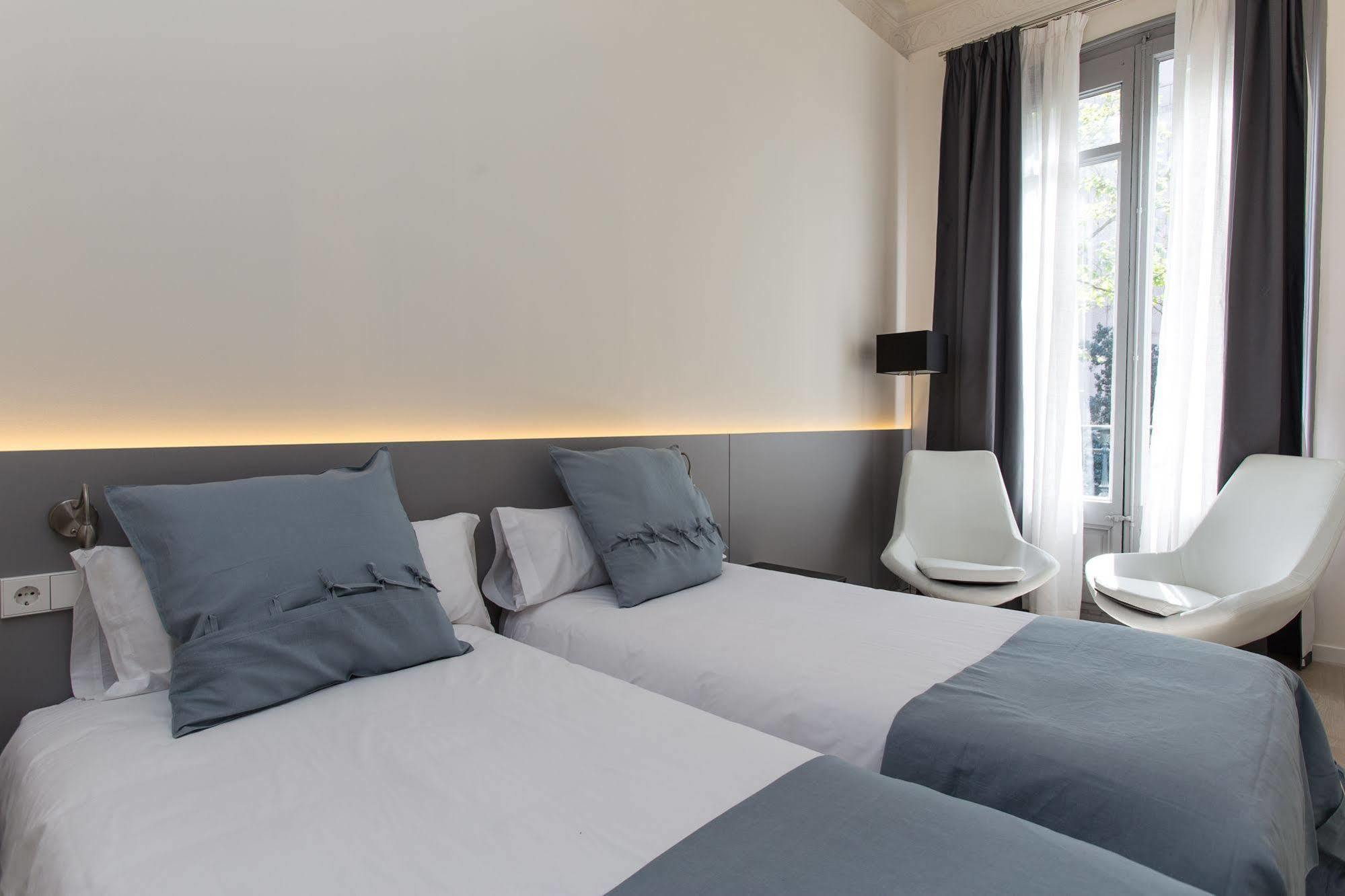 Izaila Plaza Catalunya Gasthof