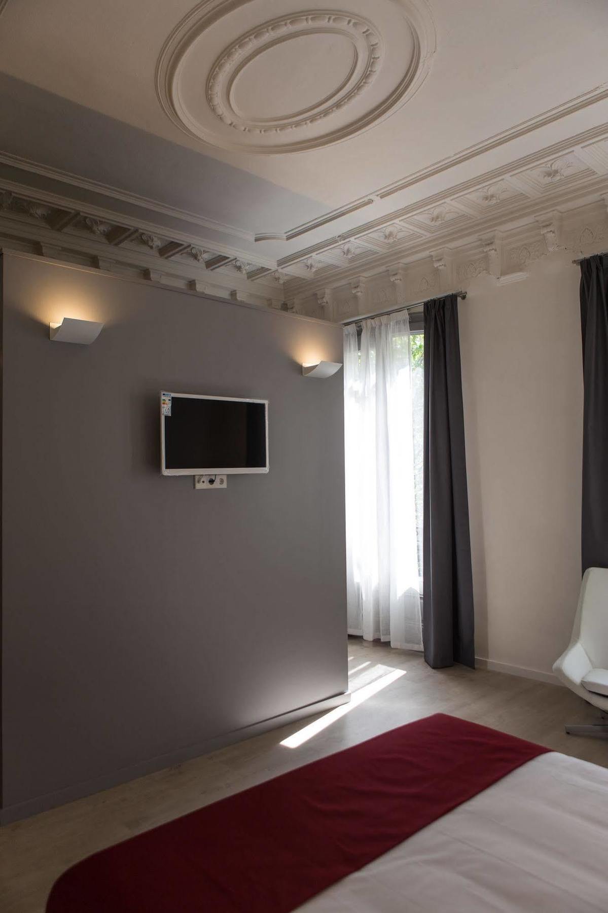 Izaila Plaza Catalunya Gasthof Barcelona