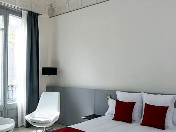 Izaila Plaza Catalunya Gasthuis 3*